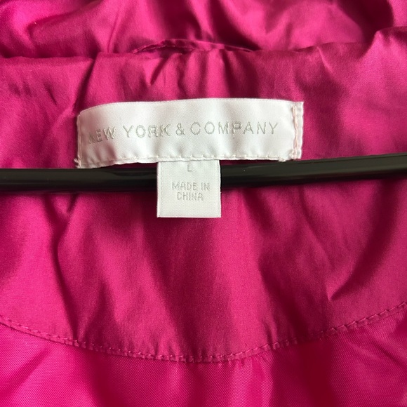 New York and Company Berry Pink Puffer Vest Faux Fur L - Picture 4 of 6